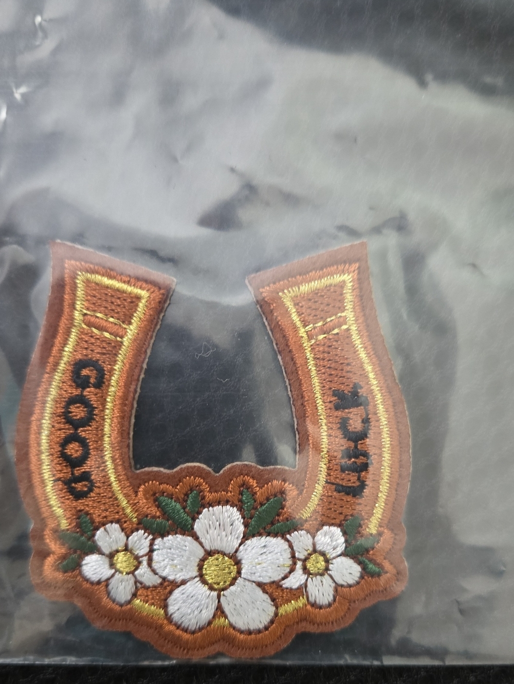Patch : Good Luck Brown Horseshoe Floral Embroidered Iron On